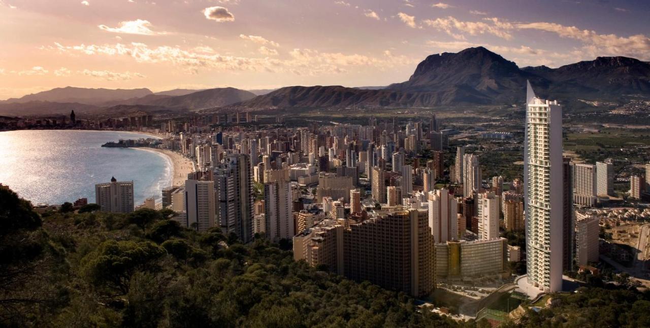 Skyline 6 Private Balcony, Sunny All Year Round, With Nice Views Benidorm Dış mekan fotoğraf